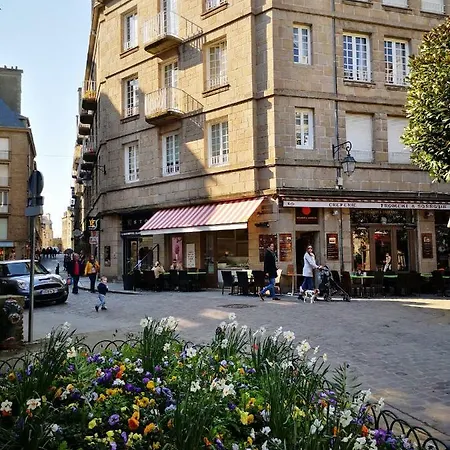 L'emeraude Apartment